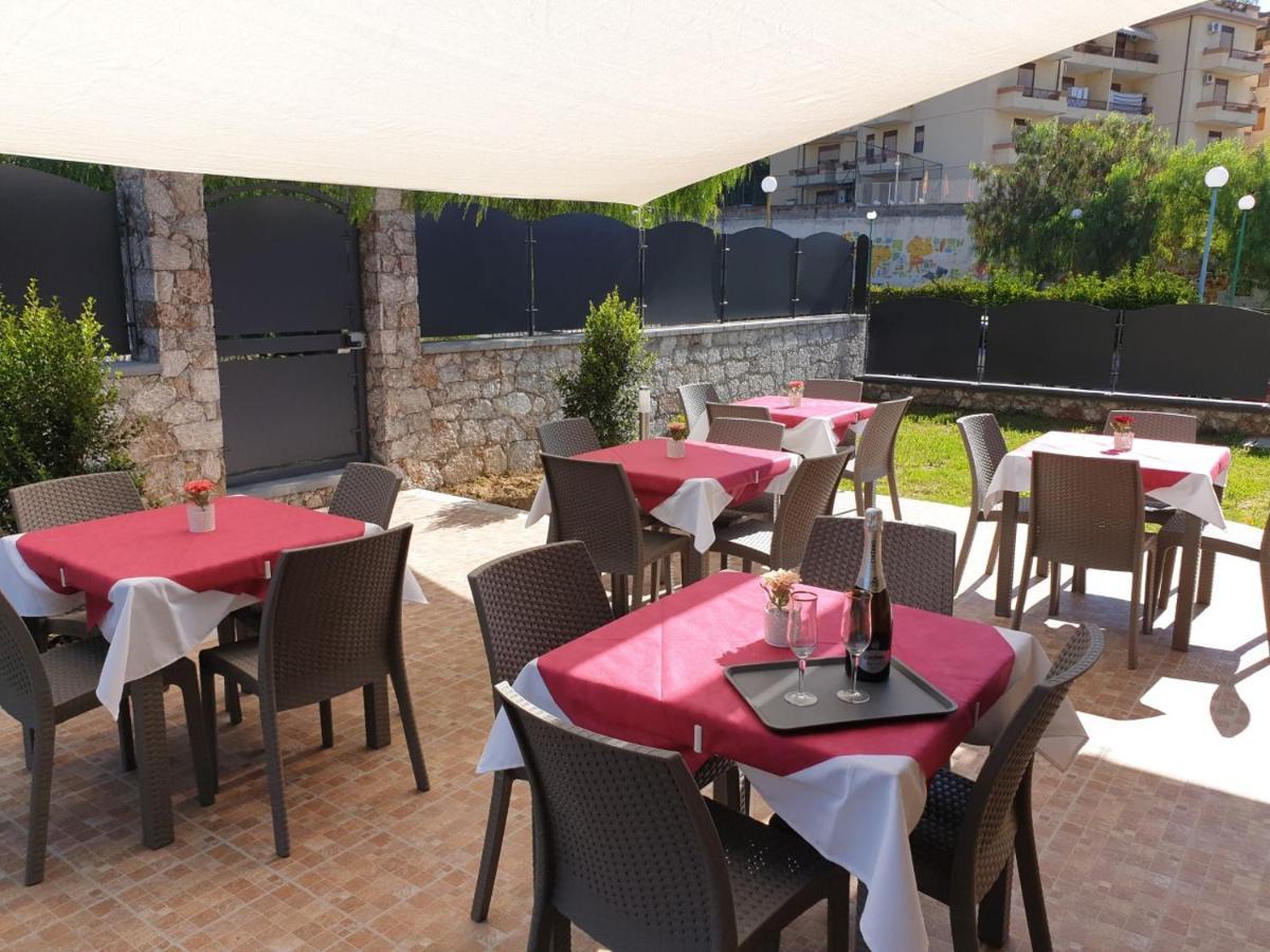B&B Villa Chiara Bed And Breakfast Taormina Exteriör bild