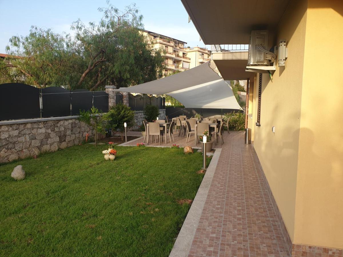 B&B Villa Chiara Bed And Breakfast Taormina Exteriör bild
