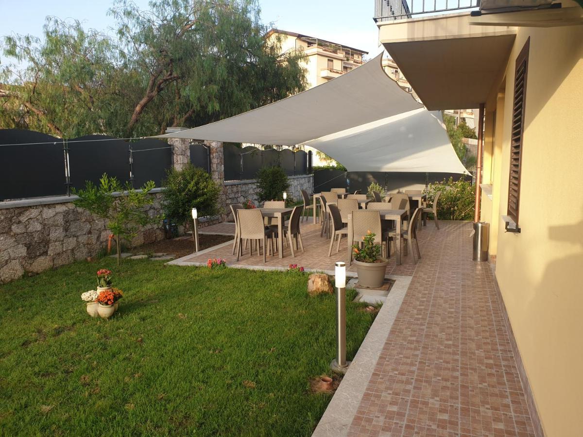 B&B Villa Chiara Bed And Breakfast Taormina Exteriör bild