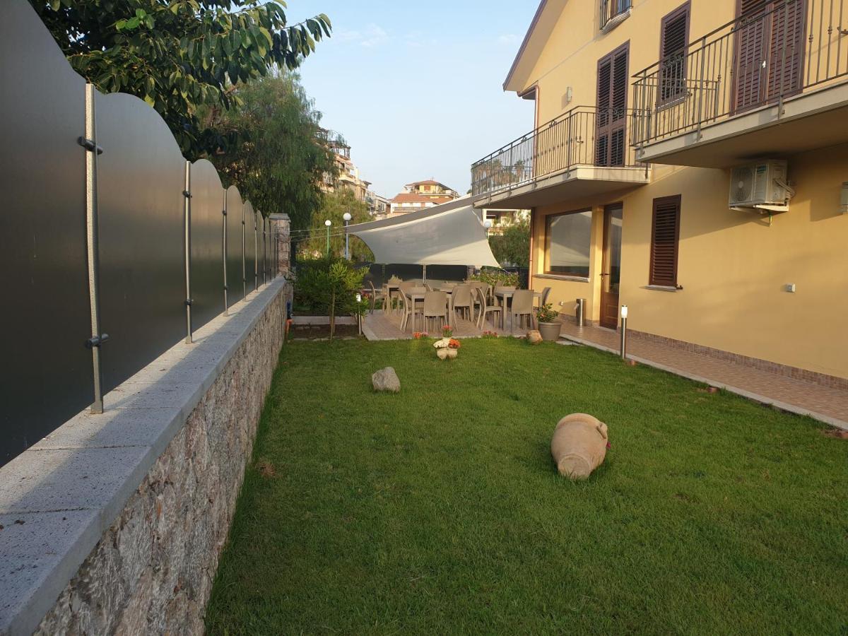 B&B Villa Chiara Bed And Breakfast Taormina Exteriör bild